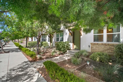 $999,888 | 61 Montecito Vista Drive, Unit 6, San Jose, CA 95111
