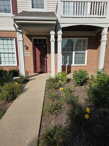 $2,100 | 4266 Savoy Lane, McHenry, IL 60050