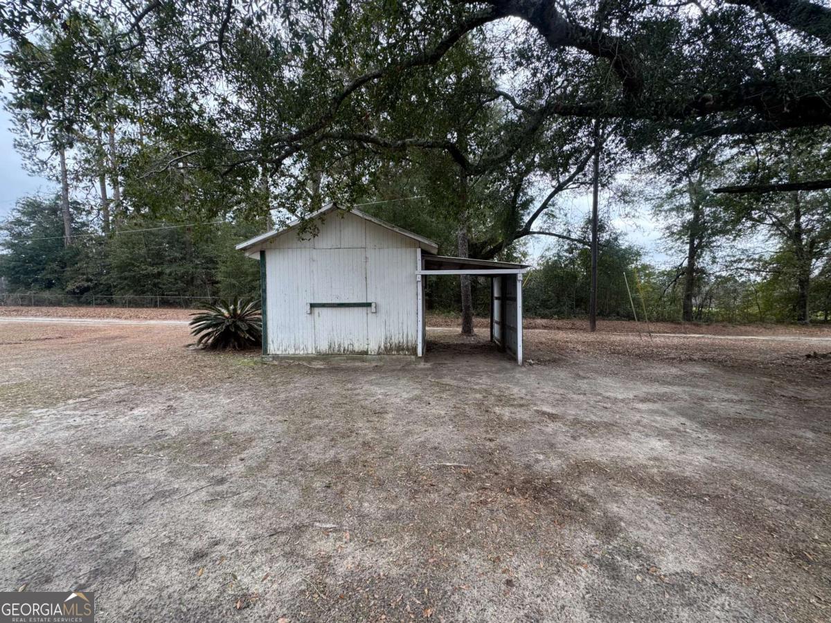 101 Red Bird Road Tifton, GA 31793 - Photo 7 of 41