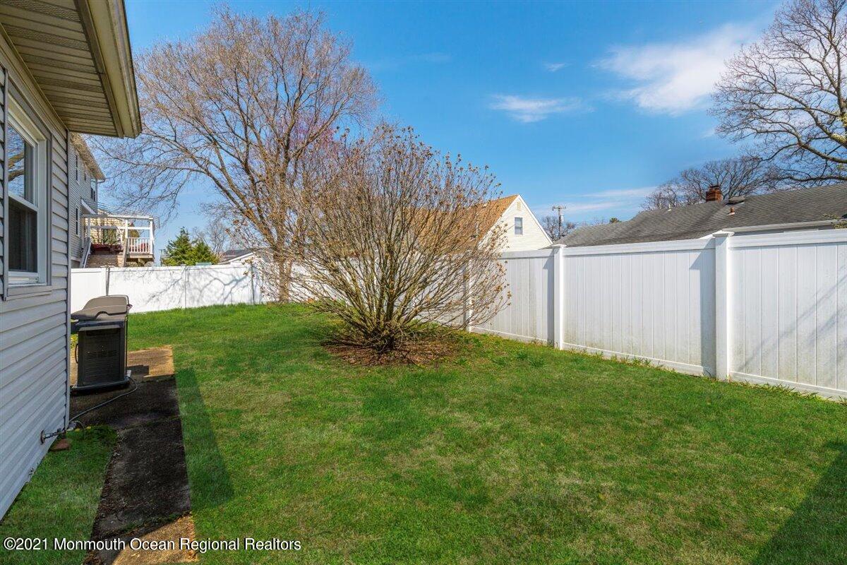 16 Woodhaven Road Toms River, NJ 08753 - Photo 28 of 29 29-16WoodhavenRd_029