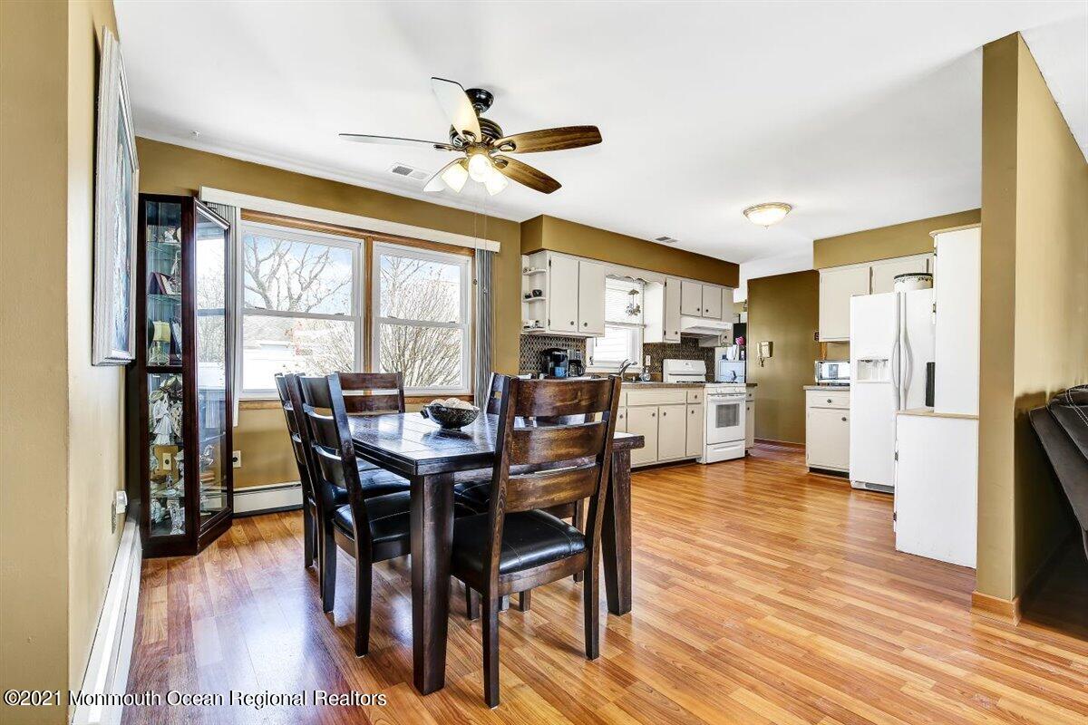 16 Woodhaven Road Toms River, NJ 08753 - Photo 9 of 29 10-16WoodhavenRd_010