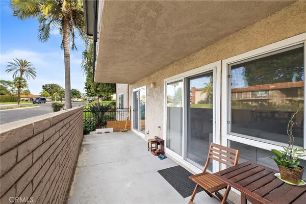 $395,000 | 3019 Via Buena Vista Road, Unit B, Laguna Woods, CA 92637