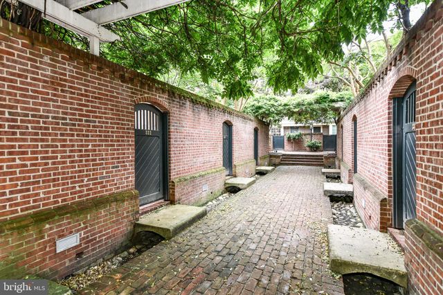 $651,500 | 322 North St Asaph Street, Unit 322, Alexandria, VA 22314