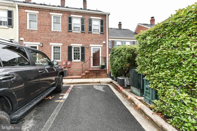 $651,500 | 322 North St Asaph Street, Unit 322, Alexandria, VA 22314