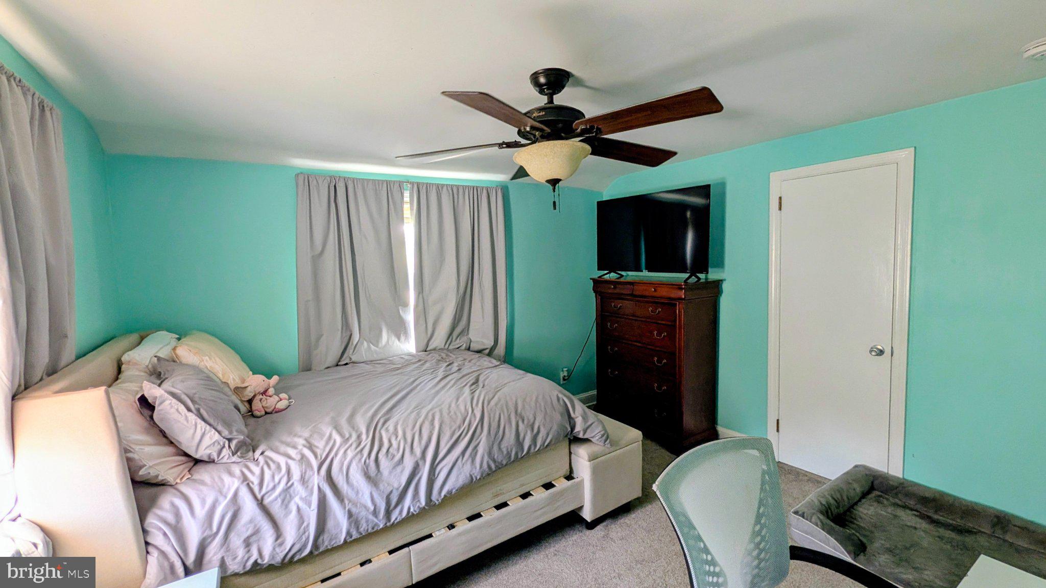 89 Worrell Drive Springfield, PA 19064 - Photo 27 of 36 Serene turquoise bedroom retreat.
