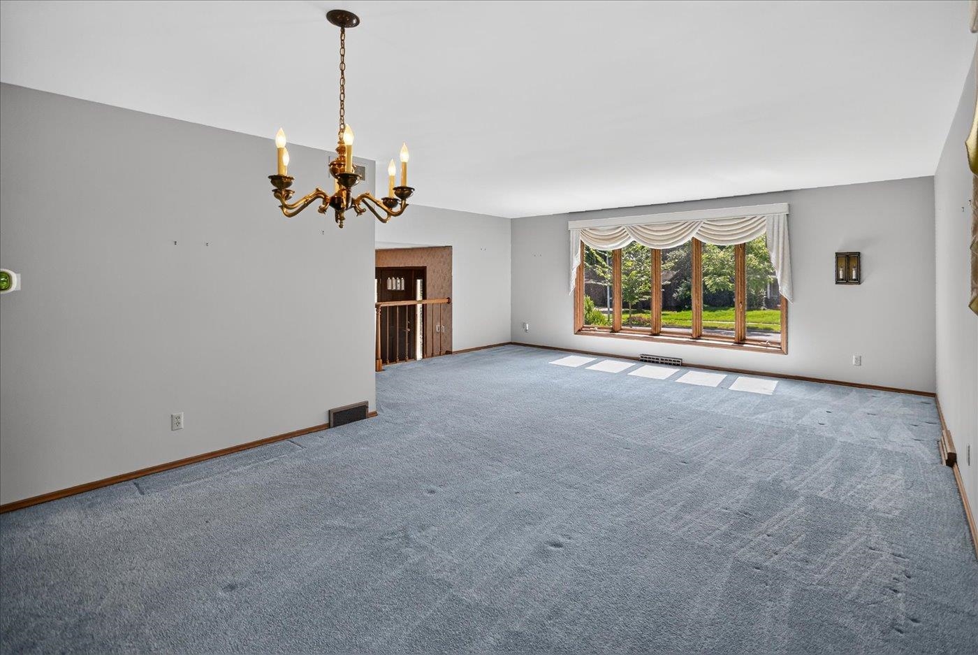 6318 Keelson Drive Madison, WI 53705 - Photo 9 of 74 Gallery Image 9