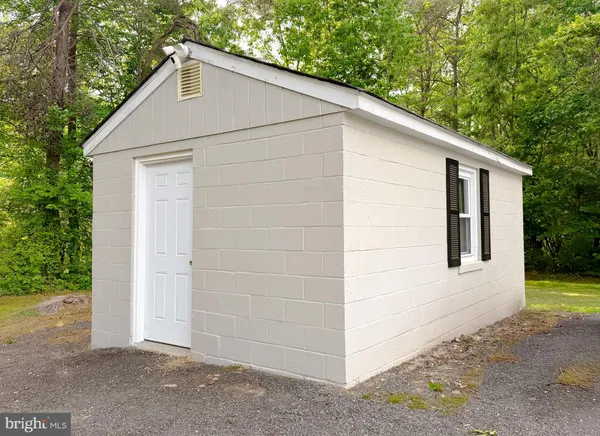 $350,000 | 25033 Three Notch Road, Hollywood, MD 20636