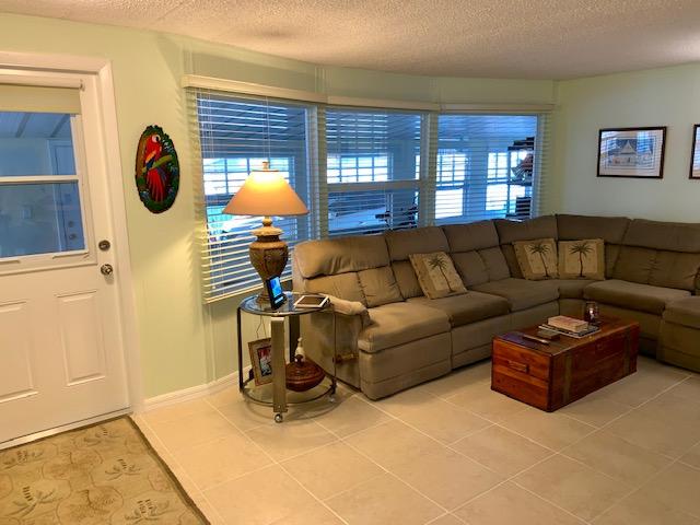228 Upper Matecumbe Road Key Largo, FL 33037 - Photo 28 of 68 Living area angle 2