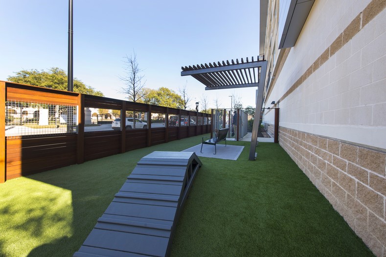 2111 Westheimer Road, Unit 1309 Houston, TX 77098 - Photo 18 of 20