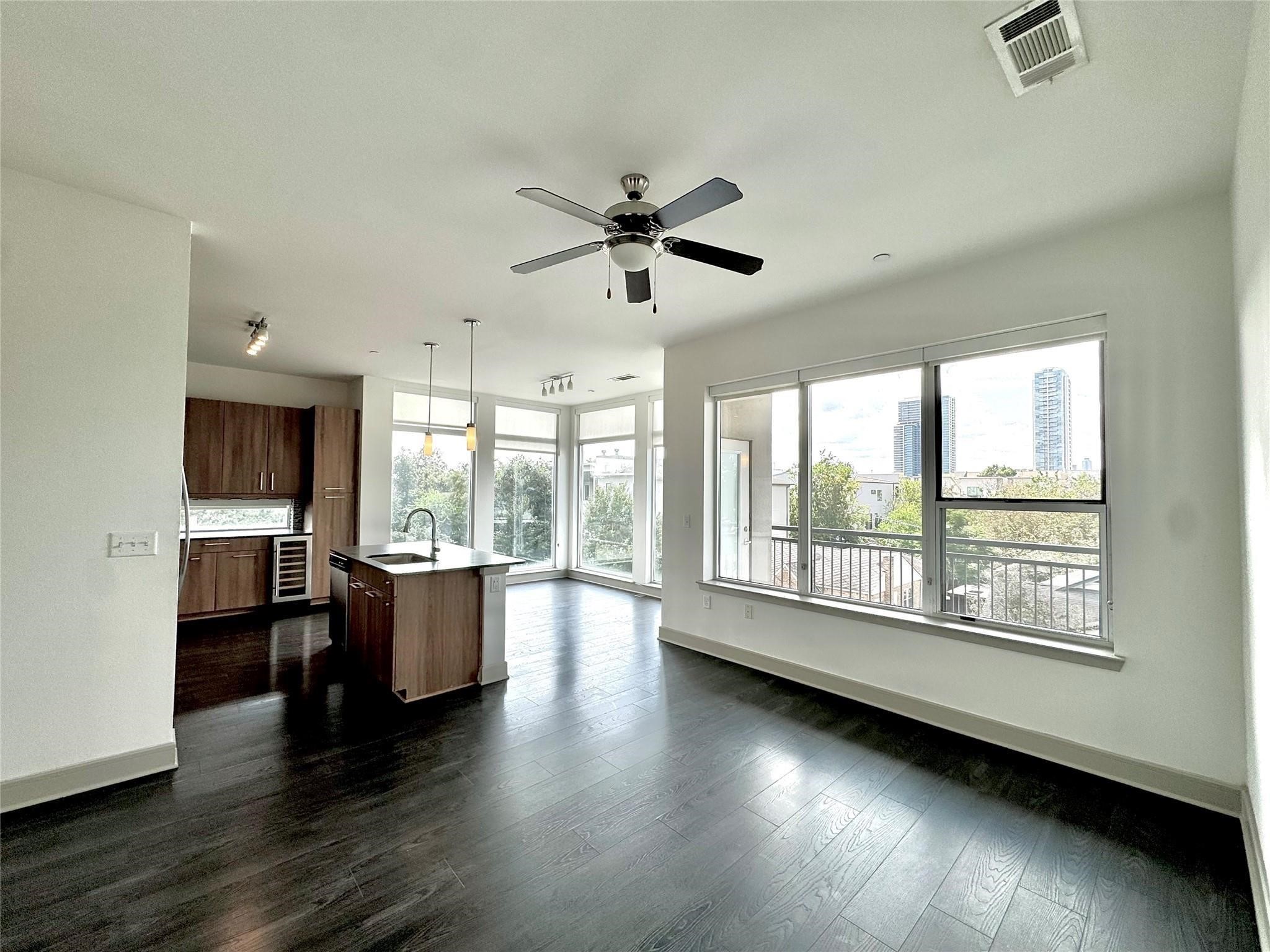 2111 Westheimer Road, Unit 1309 Houston, TX 77098 - Photo 3 of 20