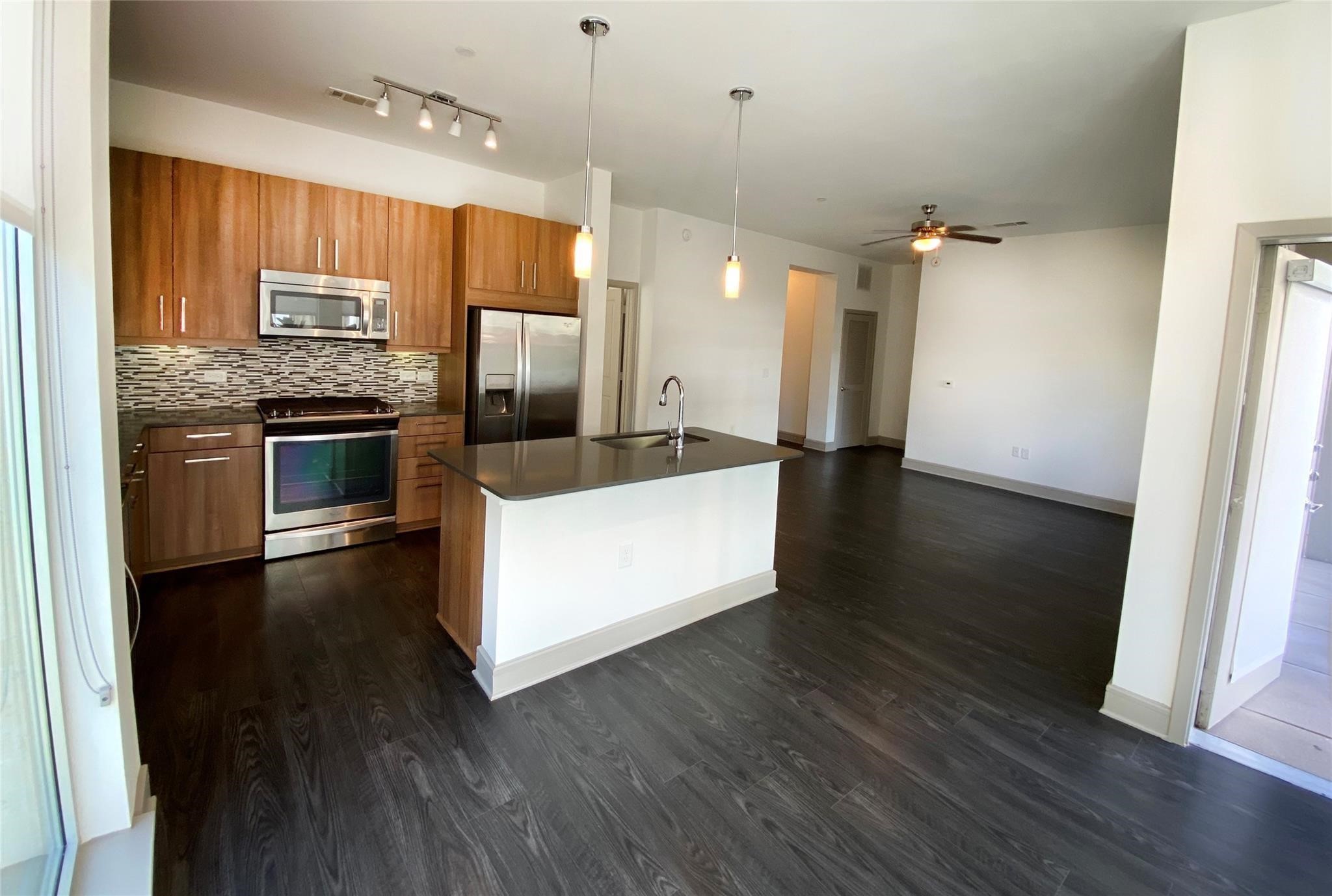 2111 Westheimer Road, Unit 1309 Houston, TX 77098 - Photo 5 of 20