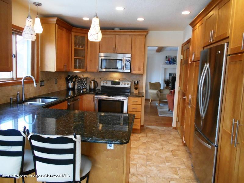 1210 Fir Avenue Rifle, CO 81650 - Photo 10 of 35 Kitchen