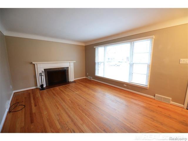 1878 Franklin Road Berkley, MI 48072 - Photo 11 of 28