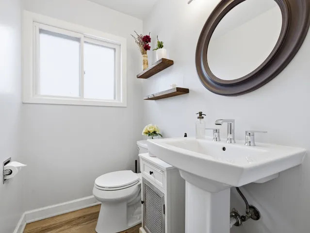 $280,000 | 300 Duane Street, Unit 3, Glen Ellyn, IL 60137