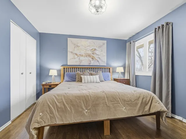 $280,000 | 300 Duane Street, Unit 3, Glen Ellyn, IL 60137