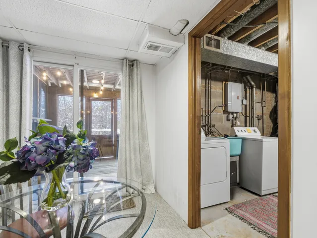 $280,000 | 300 Duane Street, Unit 3, Glen Ellyn, IL 60137