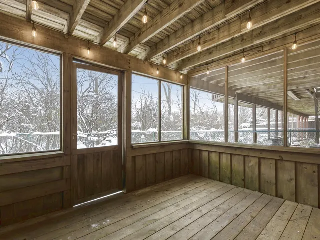 $280,000 | 300 Duane Street, Unit 3, Glen Ellyn, IL 60137