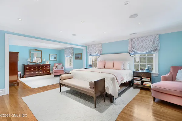 $11,500,000 | 19 Hawkwood Lane, Greenwich, CT 06830