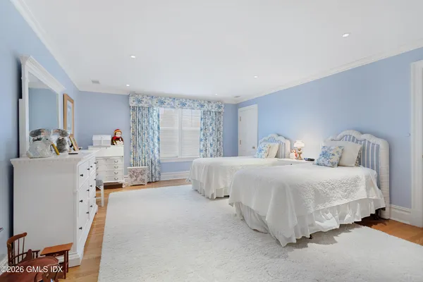 $11,500,000 | 19 Hawkwood Lane, Greenwich, CT 06830