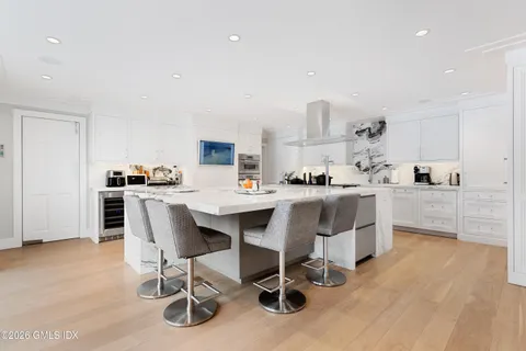 $11,500,000 | 19 Hawkwood Lane, Greenwich, CT 06830