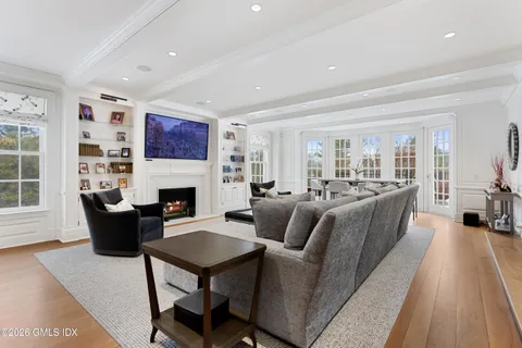 $11,500,000 | 19 Hawkwood Lane, Greenwich, CT 06830