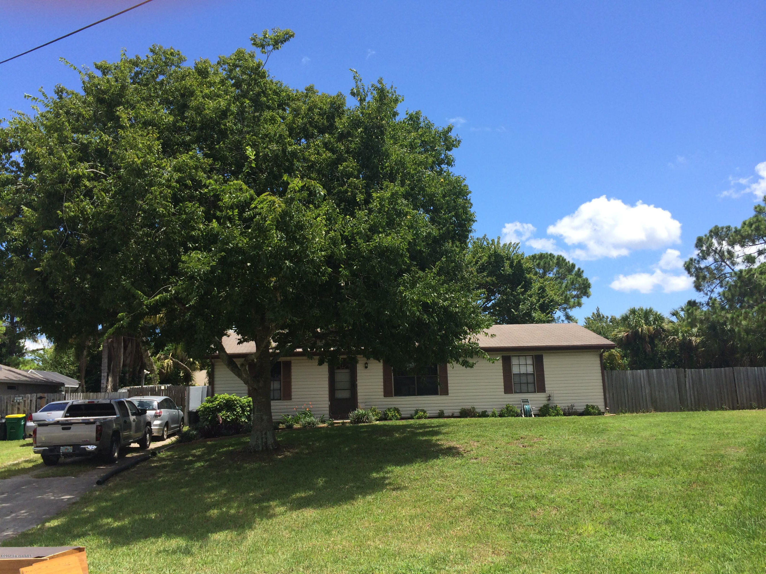 4625 Ashbury Road Cocoa, FL 32927 - Photo 2 of 10 IMG_2476