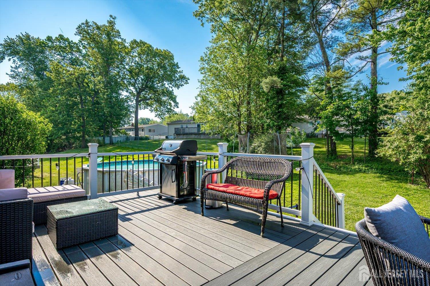 12 Gales Road Edison, NJ 08837 - Photo 31 of 35 a view of deck with furniture