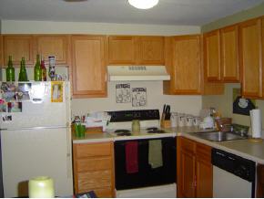 135 English Village Road, Unit 304 Manchester, NH 03102 - Photo 3 of 7