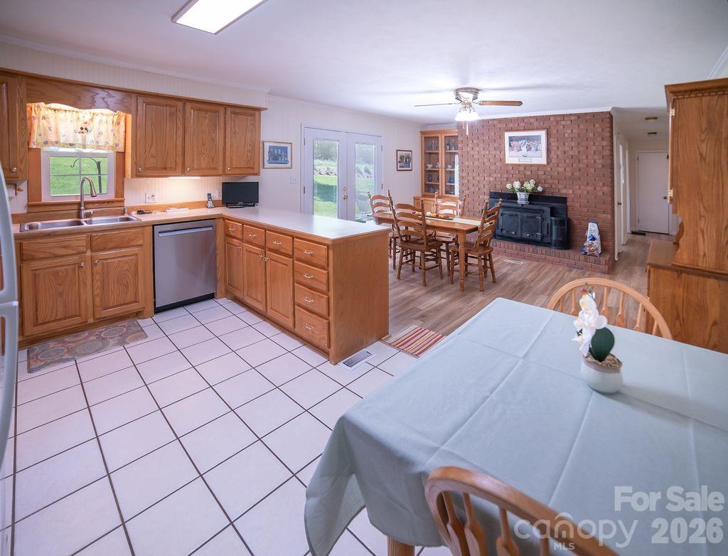 1802 Hopewell Road Morganton, NC 28655 - Photo 7 of 30