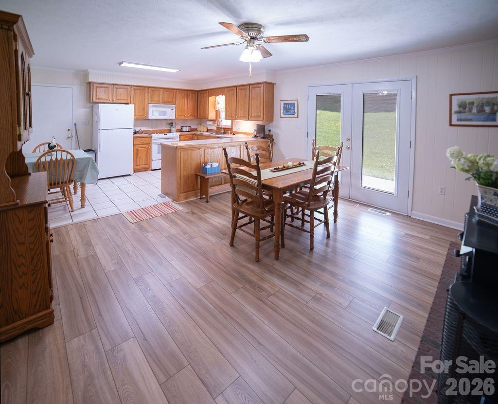 1802 Hopewell Road Morganton, NC 28655 - Photo 9 of 30