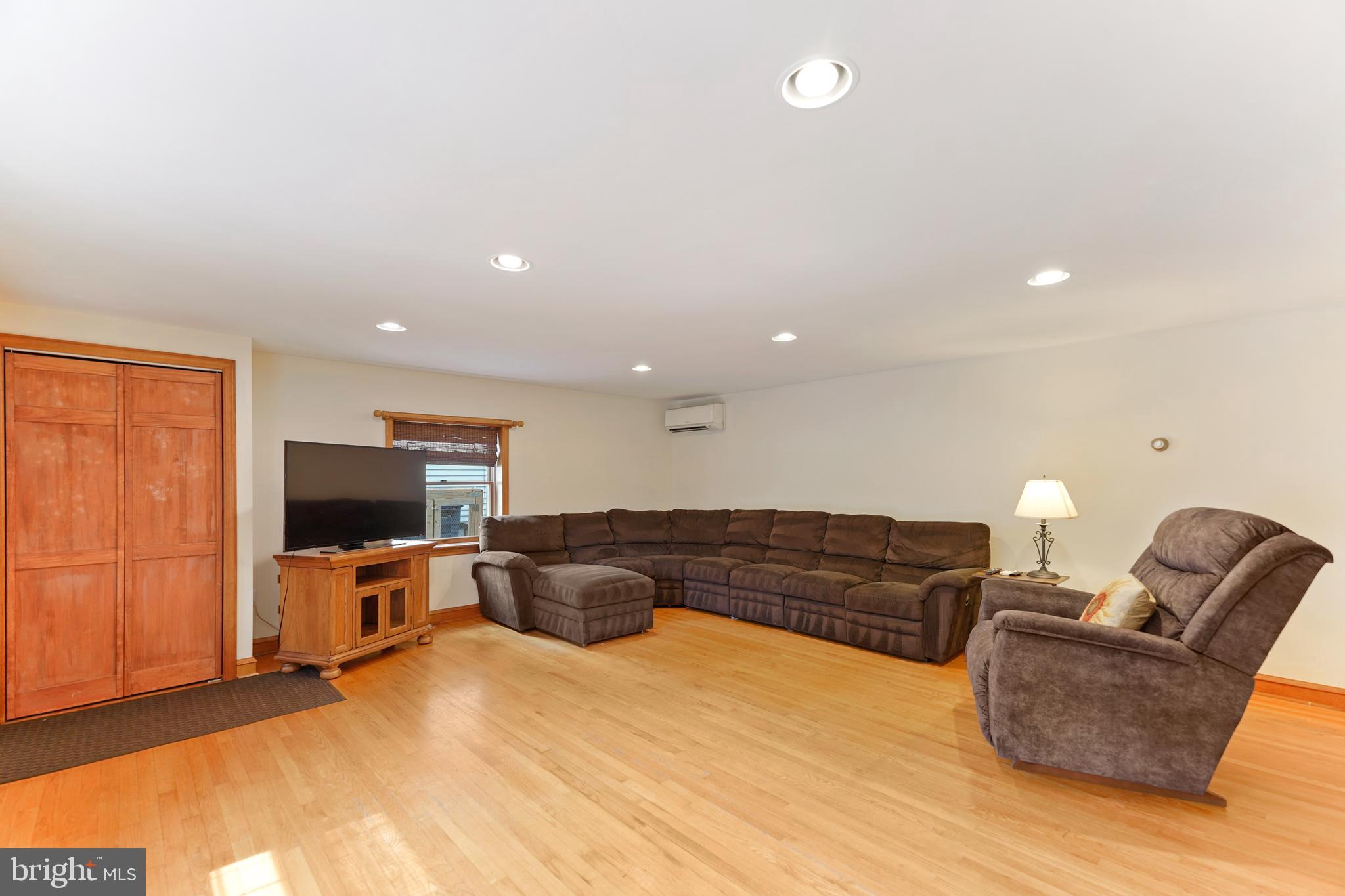 36 South Rolling Road Springfield, PA 19064 - Photo 16 of 37