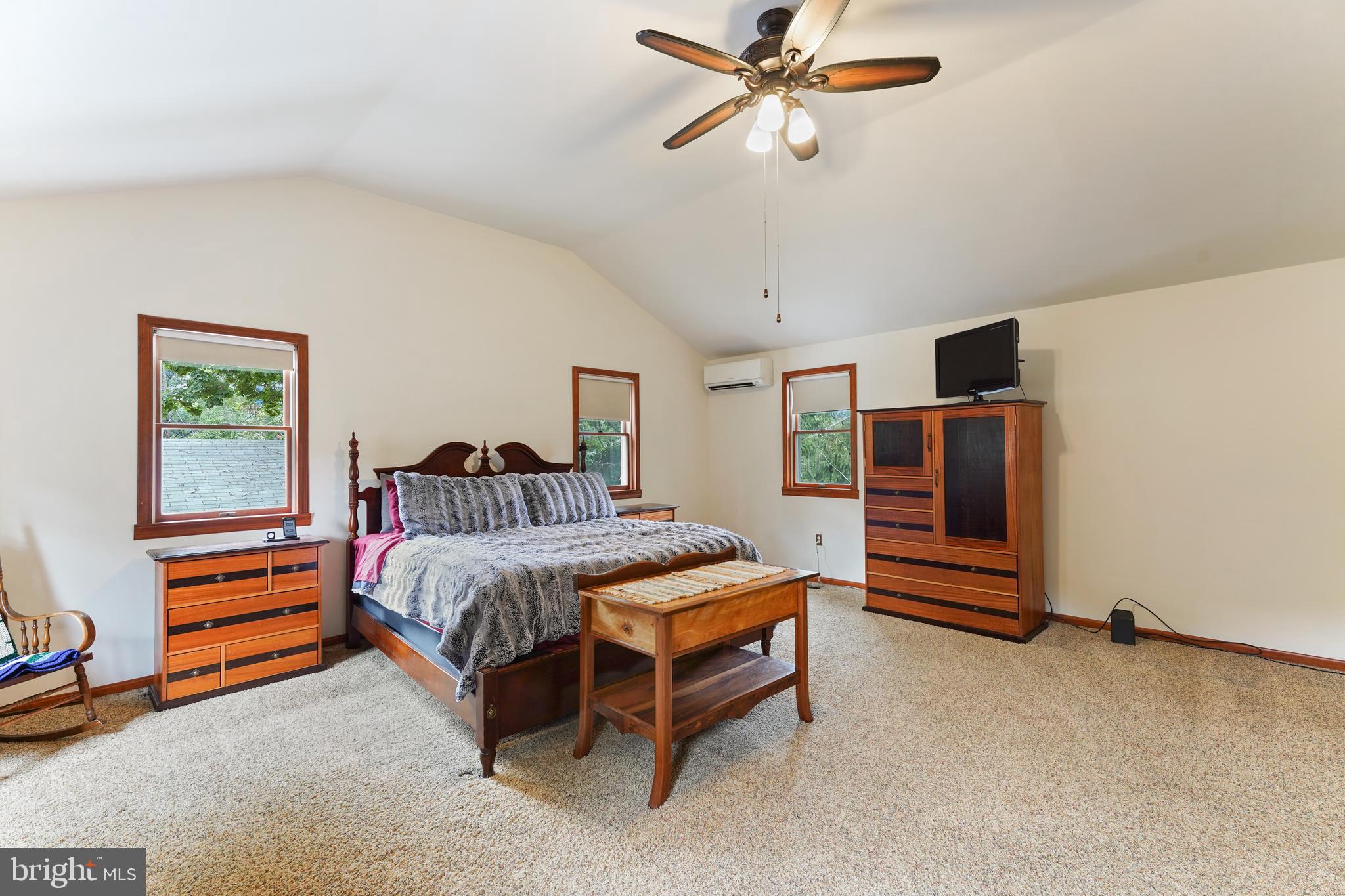 36 South Rolling Road Springfield, PA 19064 - Photo 25 of 37 Primary Bedroom