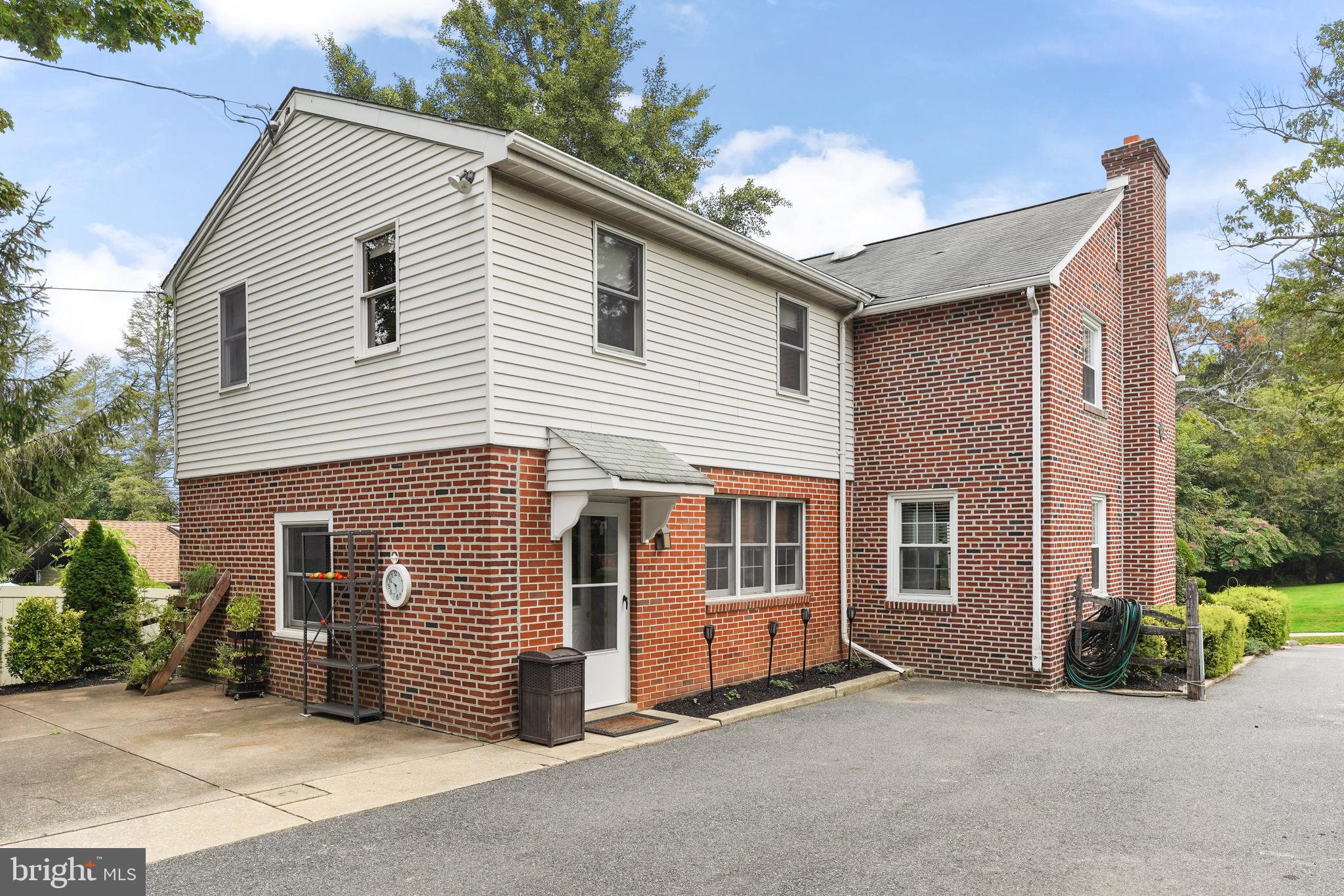 36 South Rolling Road Springfield, PA 19064 - Photo 31 of 37 Exterior Back