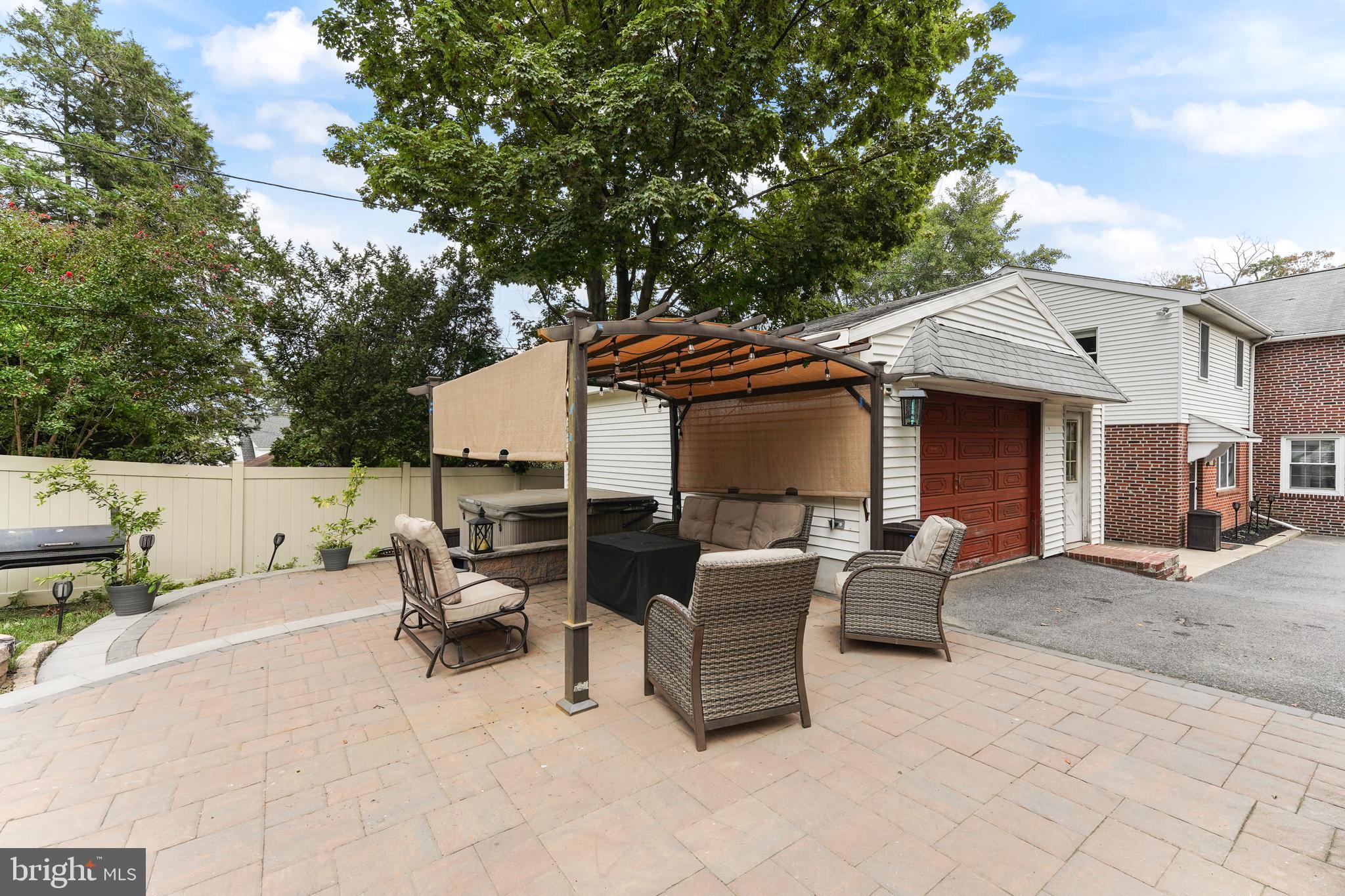 36 South Rolling Road Springfield, PA 19064 - Photo 33 of 37 Paver Patio