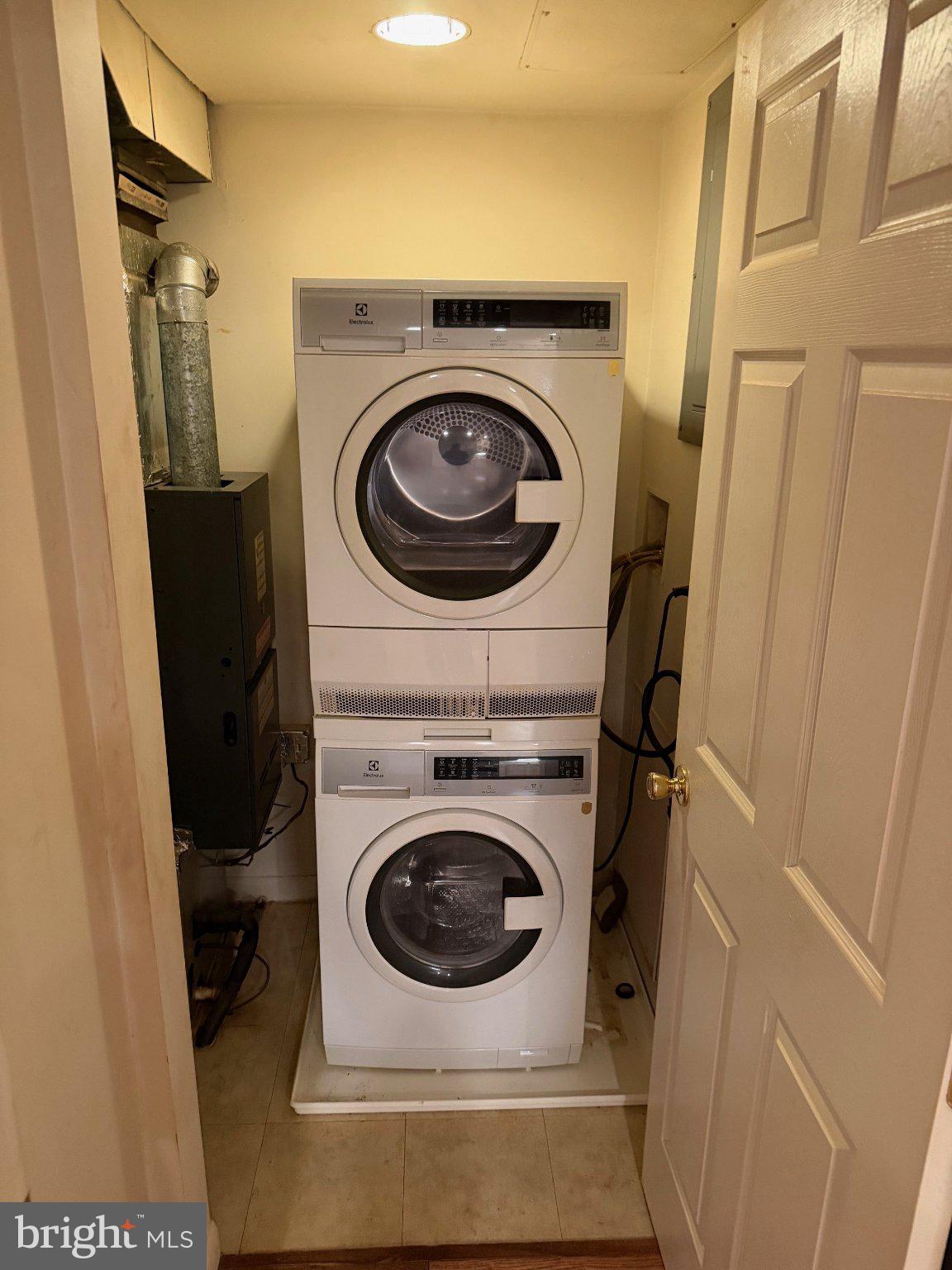 2 Center Road, Unit 2B1 Baltimore, MD 21286 - Photo 8 of 9 Compact laundry setup in a cozy nook.
