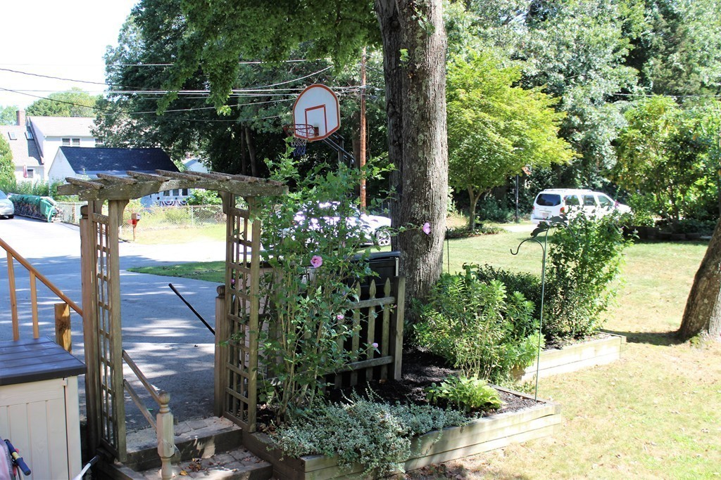 112 Devonshire Road Attleboro, MA 02703 - Photo 27 of 27 Gallery Image 27