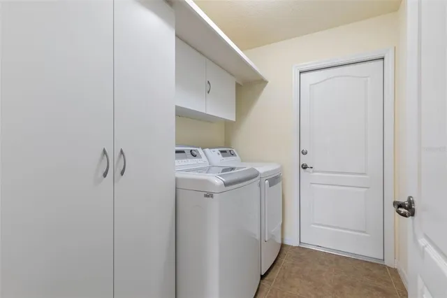 $575,000 | 182 Arena Lake Drive, Palm Coast, FL 32137