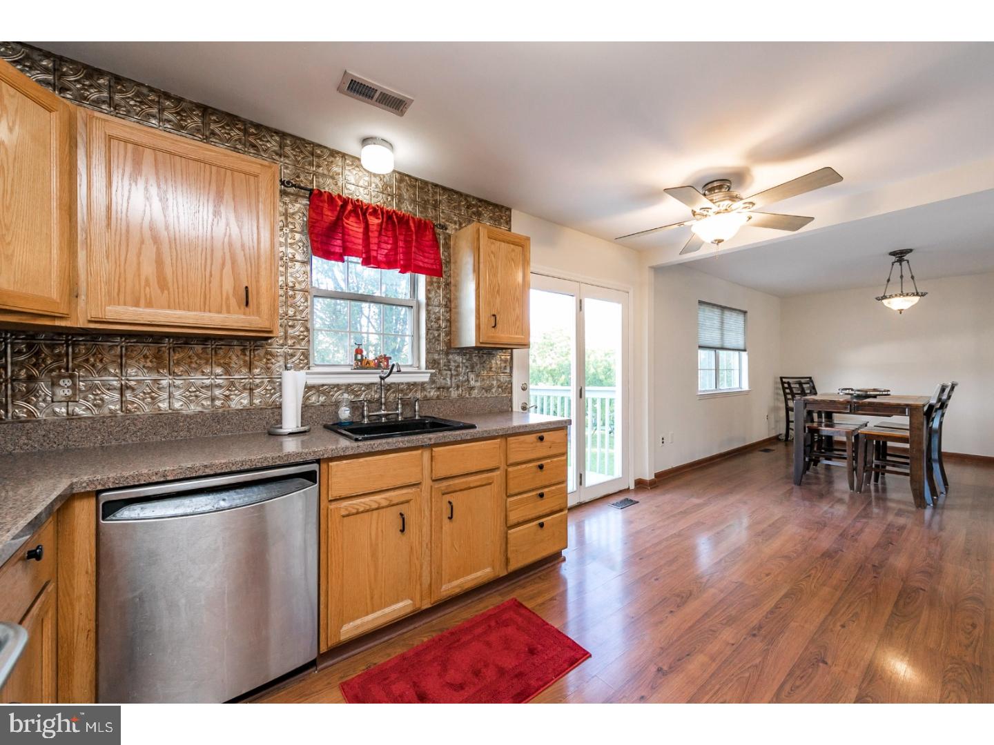 60 Commons Drive Pottstown, PA 19464 - Photo 13 of 25 Kitchen
