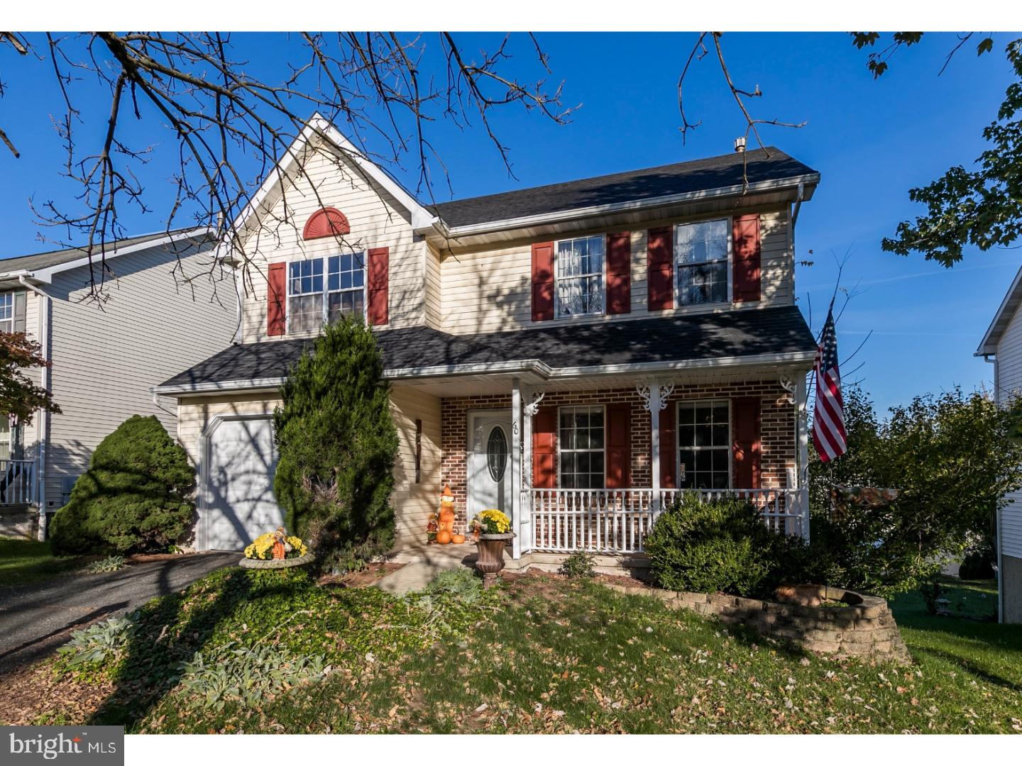 60 Commons Drive Pottstown, PA 19464 - Photo 2 of 25 Exterior Front