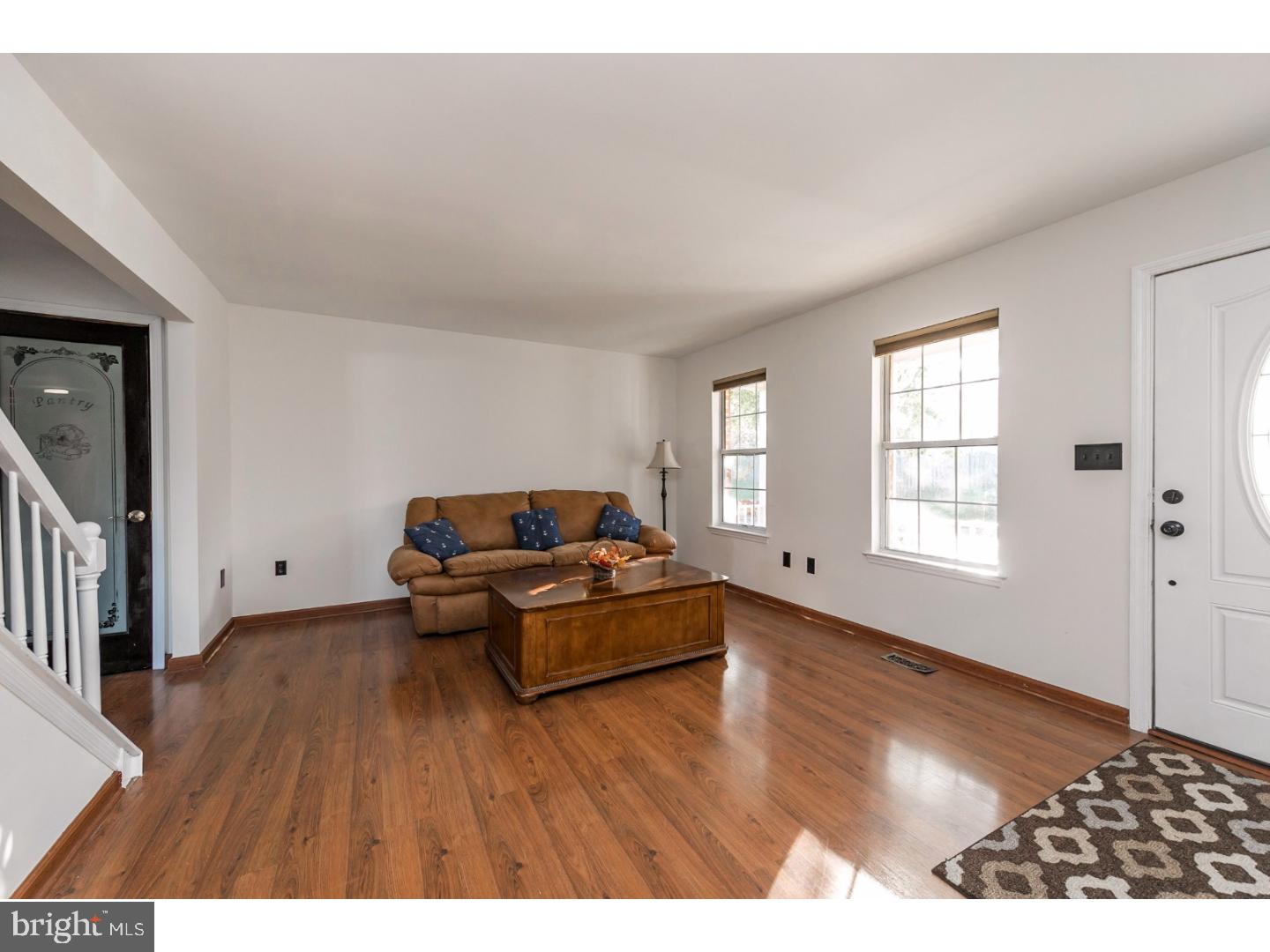 60 Commons Drive Pottstown, PA 19464 - Photo 3 of 25 Living Room