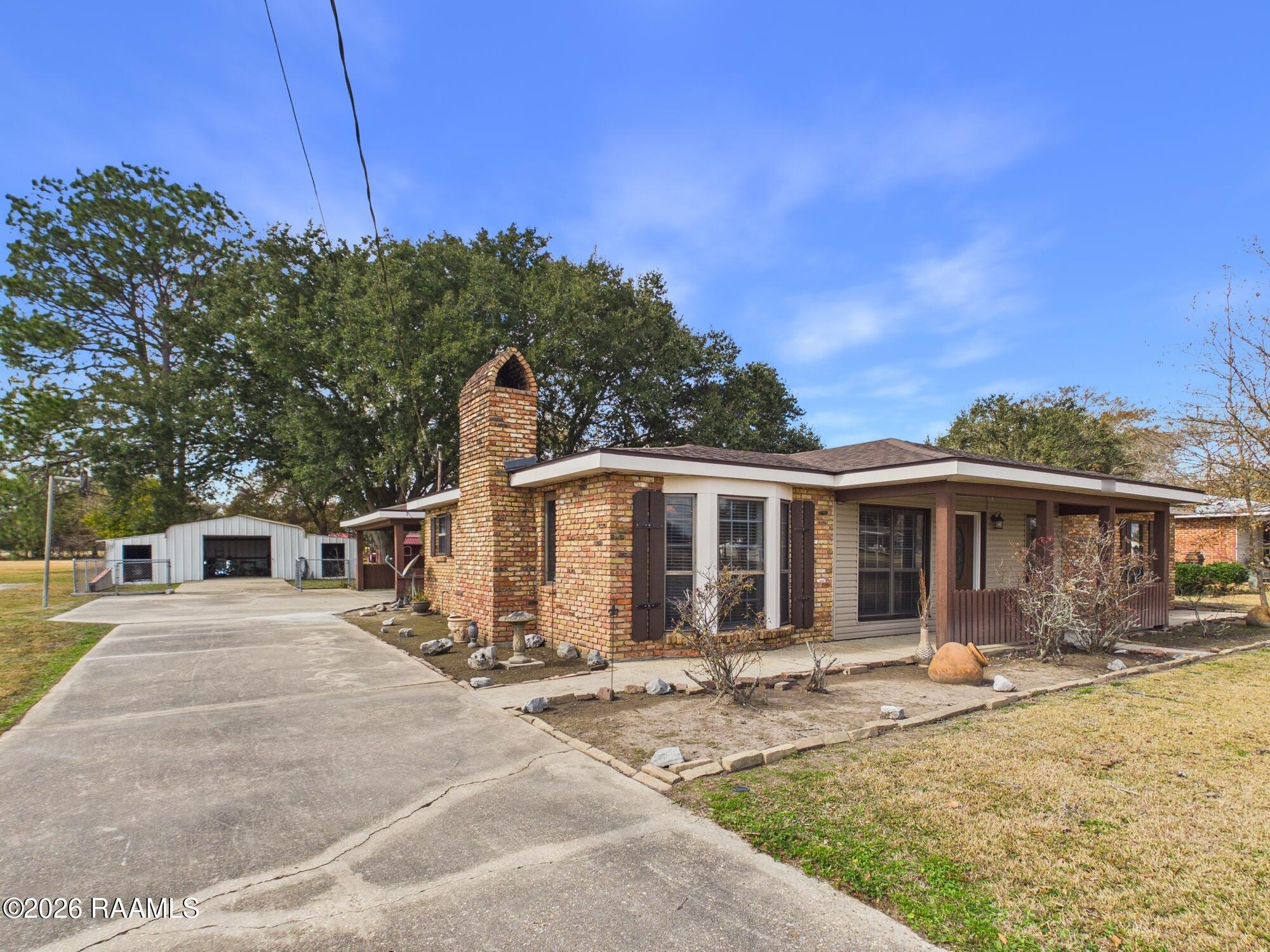 312 South Fieldspan Road Scott, LA 70583 - Photo 2 of 53 CAM06258G6-PR0023-STILL032