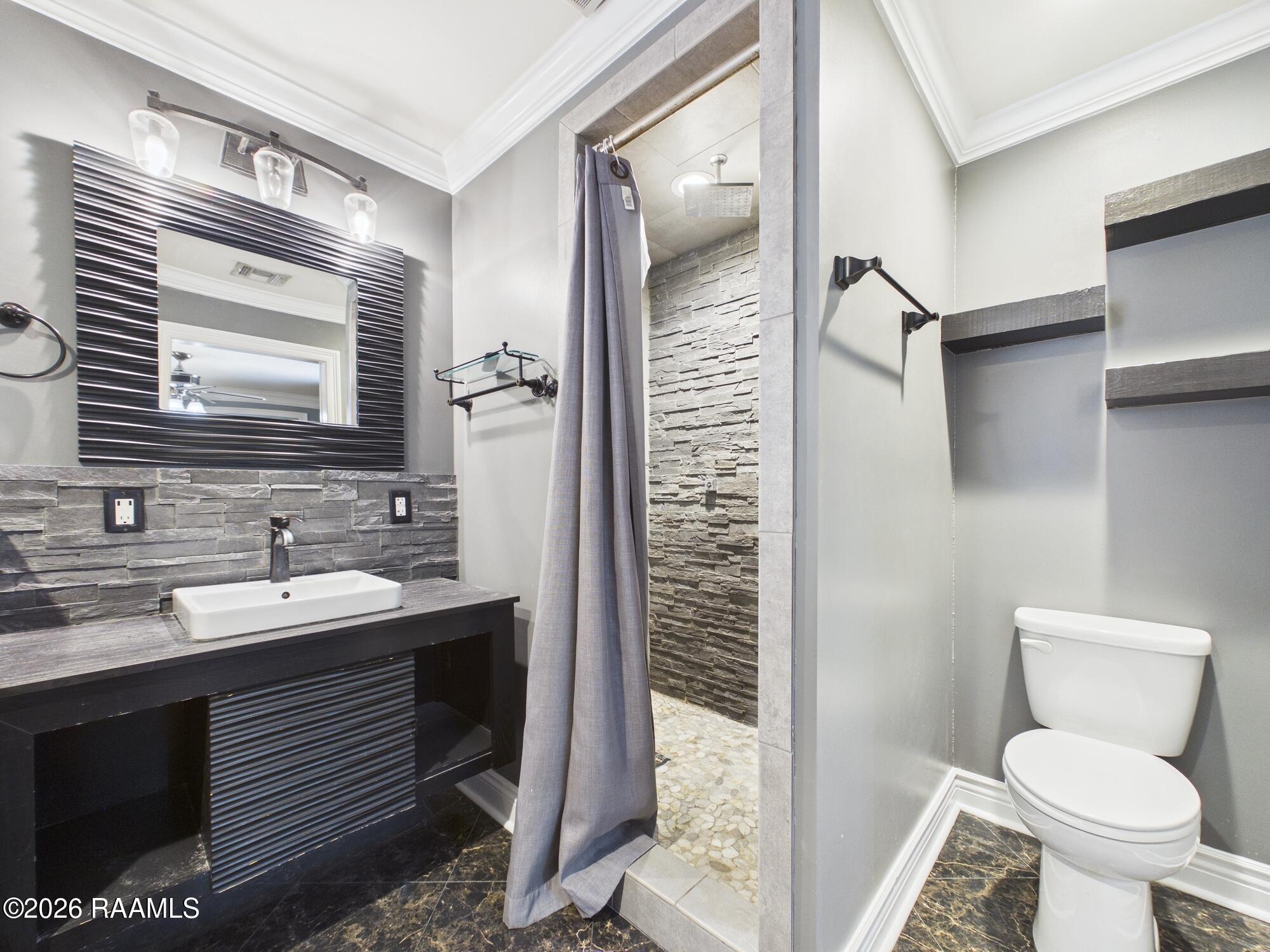 312 South Fieldspan Road Scott, LA 70583 - Photo 23 of 53 CAM06258G6-PR0023-STILL008