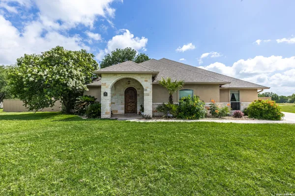 $479,000 | 110 Sandpiper Lane, McQueeney, TX 78123