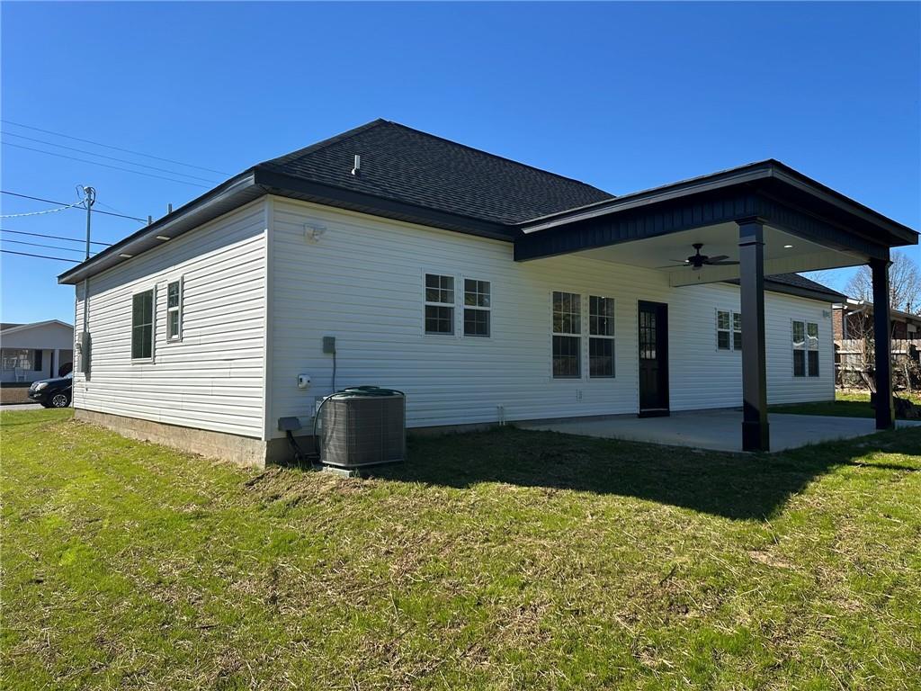 2513 Weldon Drive Augusta, GA 30906 - Photo 9 of 33 a front view of a house with a yard