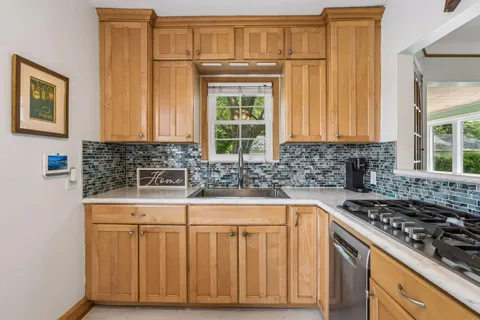 $545,000 | 3301 Brownlow Avenue, St. Louis Park, MN 55426