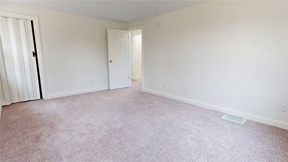2198 East Hendrix Street Decatur, IL 62521 - Photo 12 of 20