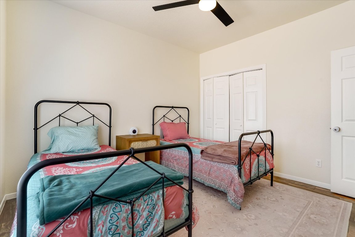 13201 North Ridge Circle Leander, TX 78641 - Photo 26 of 33 a living room with furniture and a window