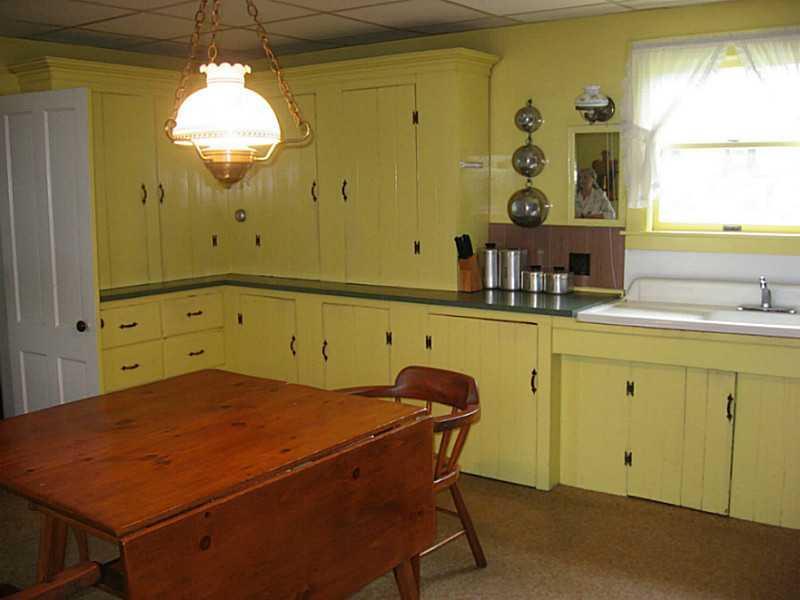 42 Portland Road Bridgton, ME 04009 - Photo 2 of 16 Kitchen.