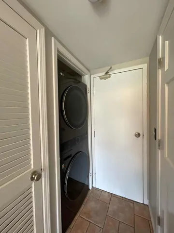 $2,295 | 283 Alpine Drive East, Glendale Heights, IL 60139