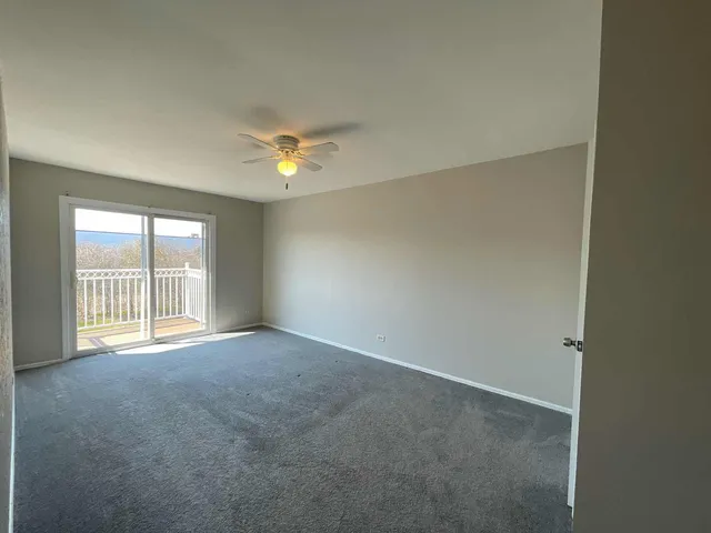 $2,295 | 283 Alpine Drive East, Glendale Heights, IL 60139